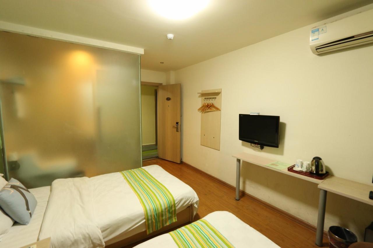 Pai Hotel Zhanjiang Xuwen Exteriör bild