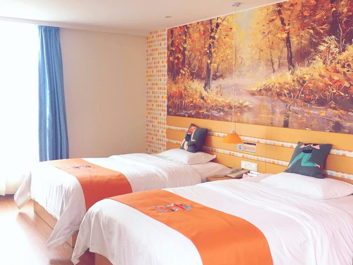 Pai Hotel Zhanjiang Xuwen Exteriör bild