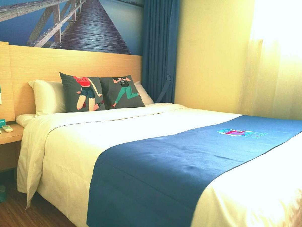 Pai Hotel Zhanjiang Xuwen Exteriör bild