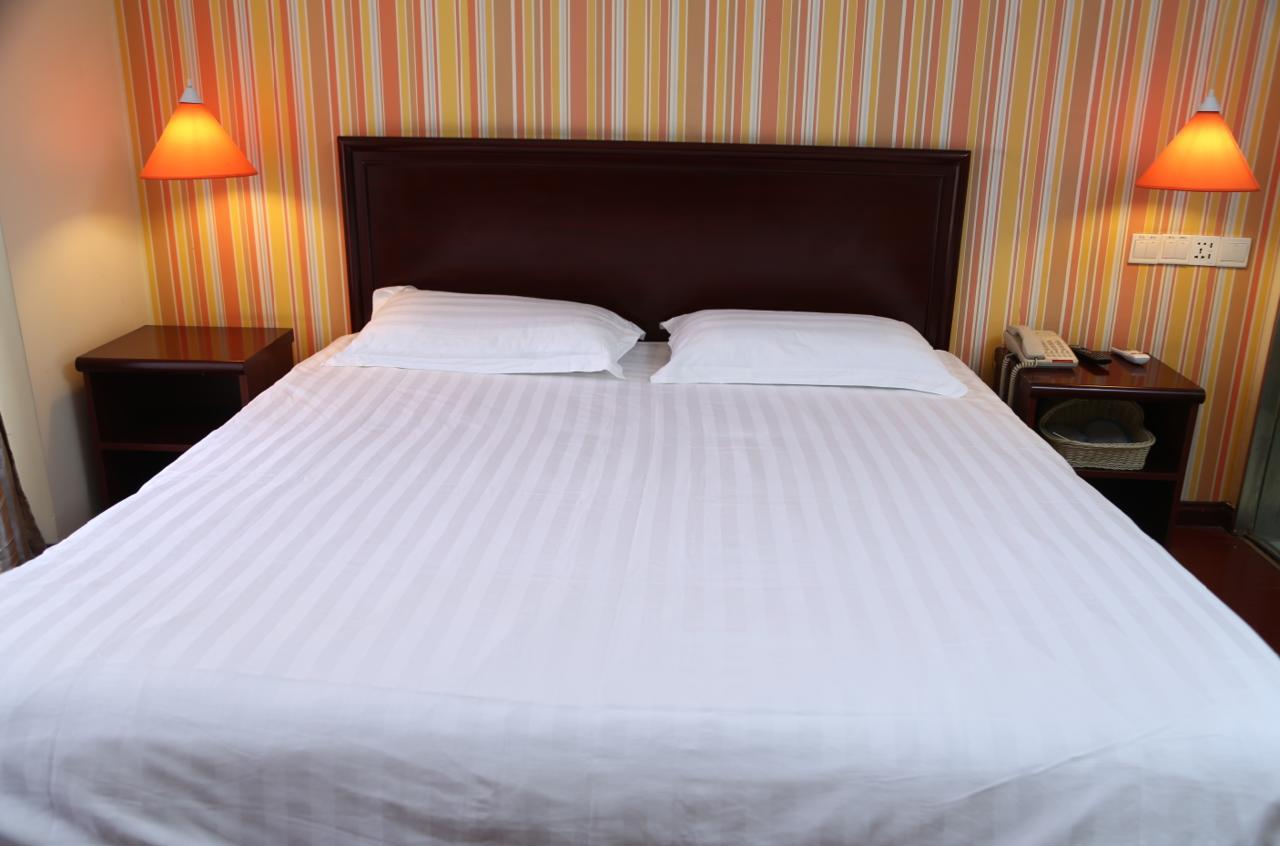 Pai Hotel Zhanjiang Xuwen Exteriör bild